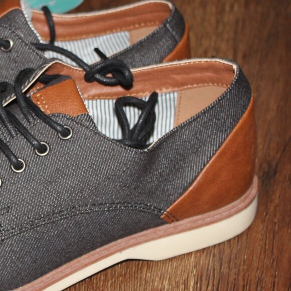 NEW Boys Sonoma Dark Gray & Brown Lace Up Oxford Dress Shoes size 5Y 5 Youth - Picture 3 of 3